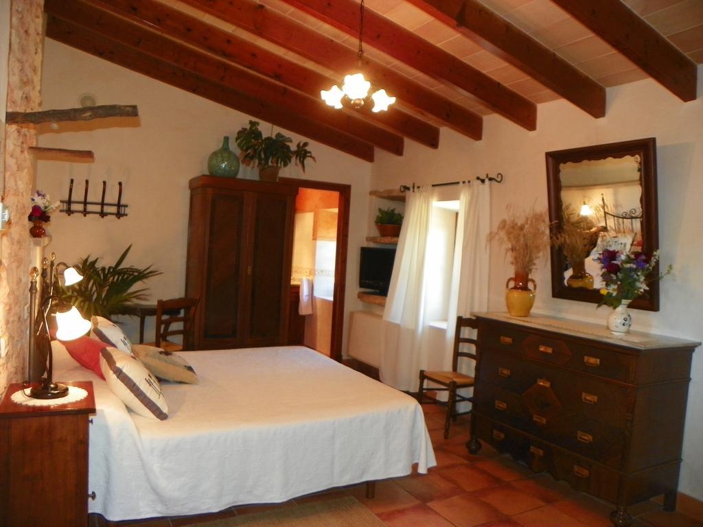Agroturisme Can Bessol S'Horta Rum bild